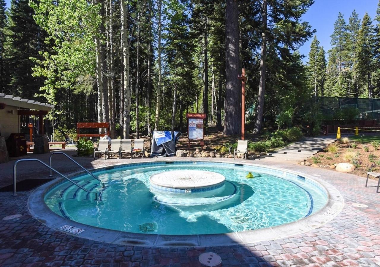 Northstar Resort Condo For 8 Free Shuttle Truckee Exterior photo