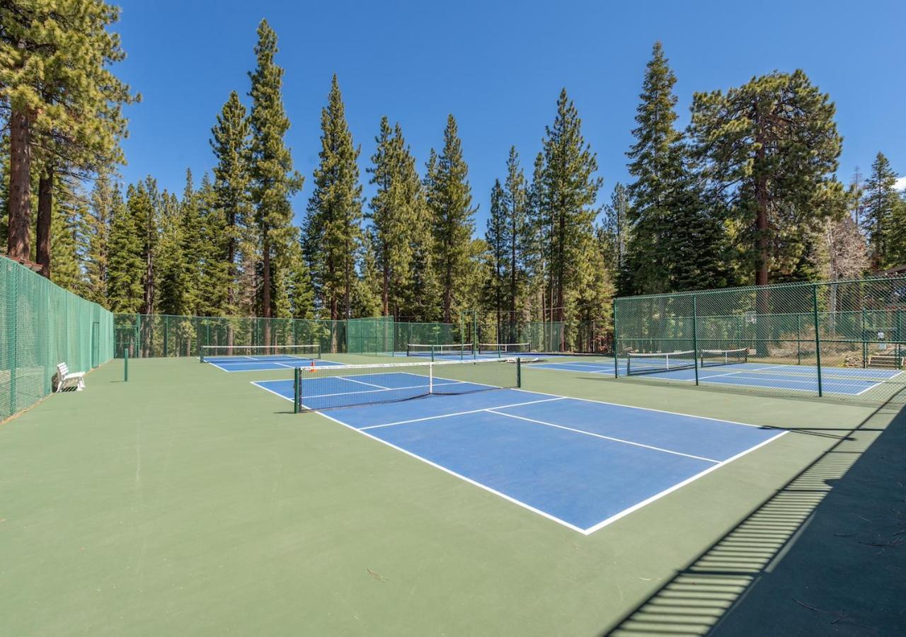 Northstar Resort Condo For 8 Free Shuttle Truckee Exterior photo