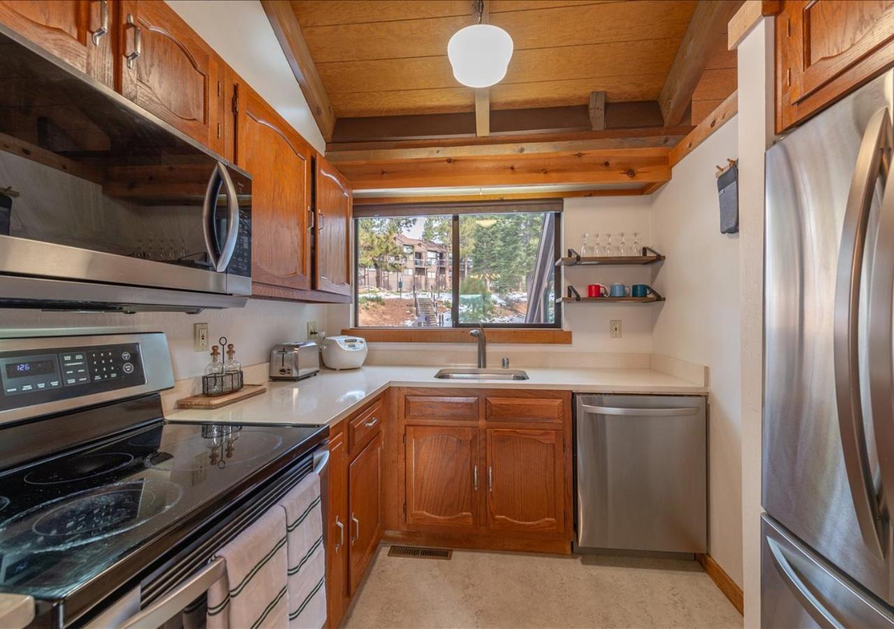 Northstar Resort Condo For 8 Free Shuttle Truckee Exterior photo